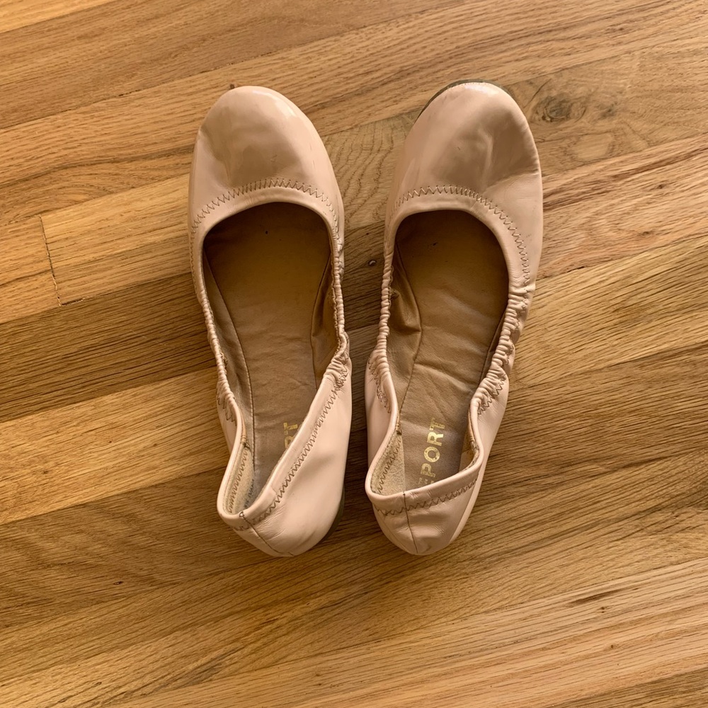 Ballet flats